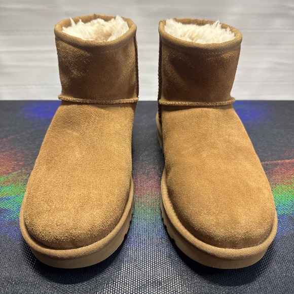 UGG Boots Women's Size 6 Chestnut Classic Mini Rubber Logo - Picture 2 of 10